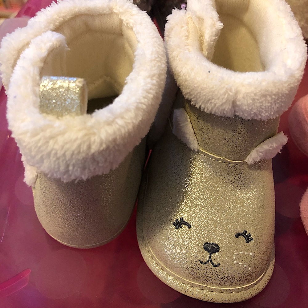 3-6M Kitten 🐱 Baby Girl Boots